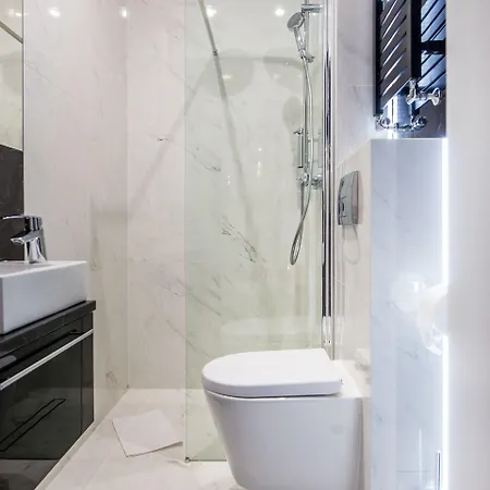 Ξενοδοχείο με διαμερίσματα Rakowicka 4*